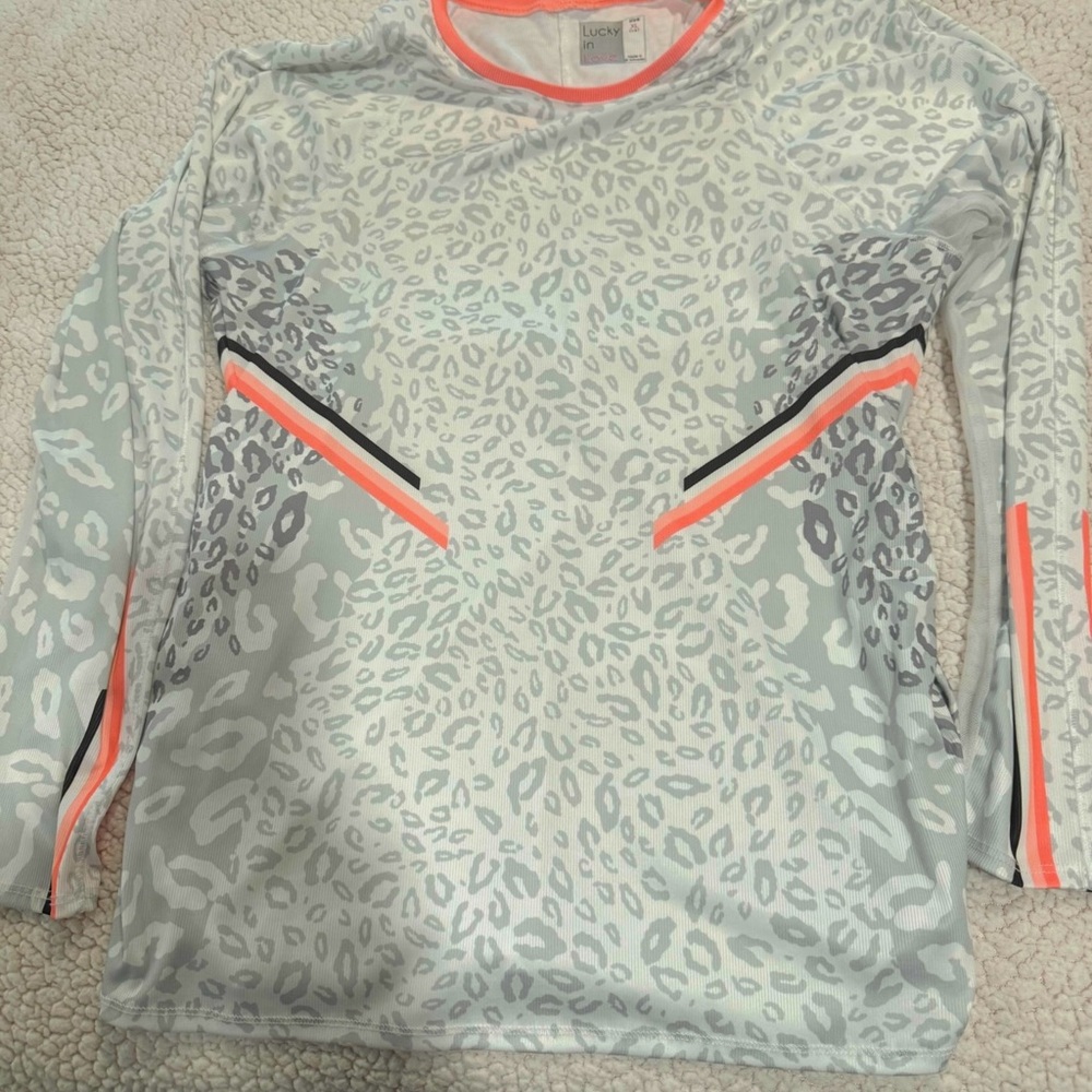 Lucky in Love Gray and Neon Orange Top XL. Great for golf